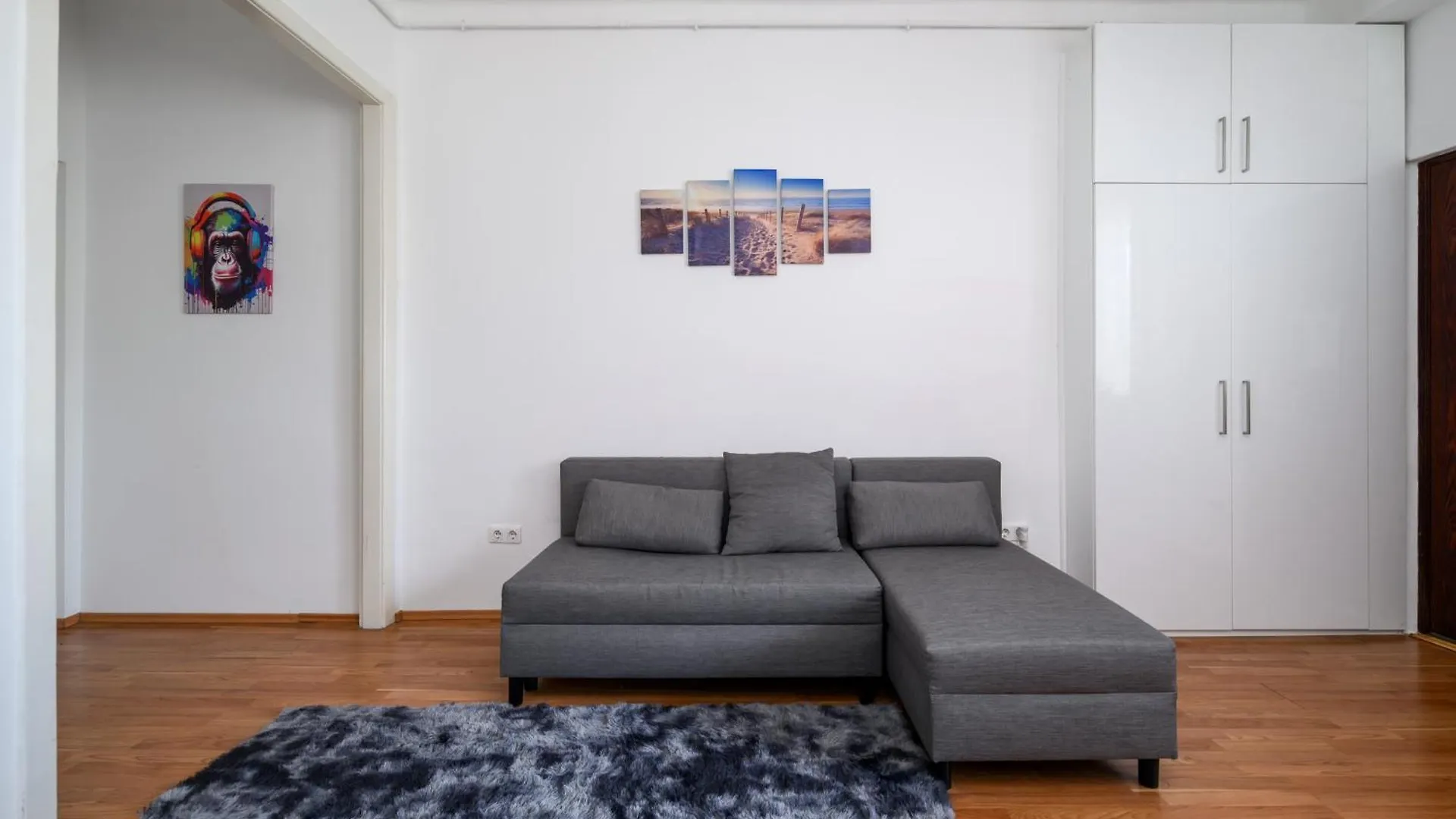 Fovam Apartment In Hear Of The City Budapest Hungary
