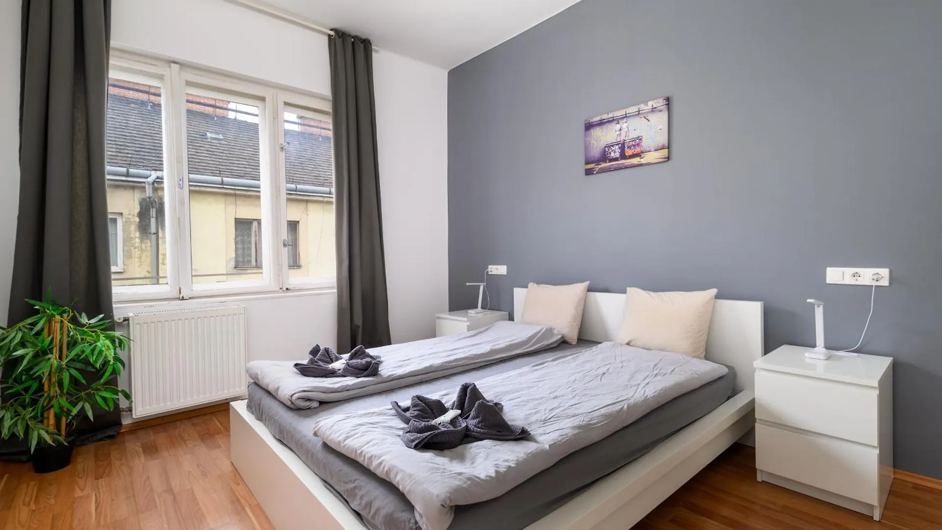 Fovam Apartment In Hear Of The City Budapest Hungary
